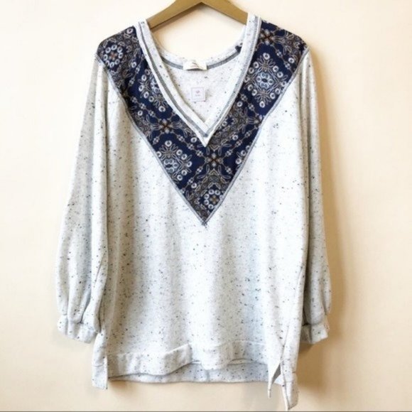 NWT Hummingbird Chevron Hacci Brushed Knit Top Colorblock Pullover Women's Large - Picture 4 of 7